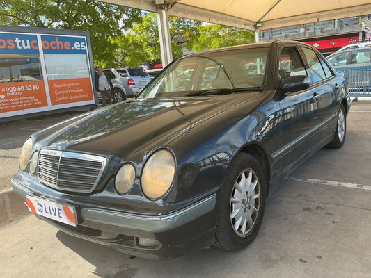 Mercedes-Benz E-Klasse E 320 CDI Elegance 2001 – снимка 1