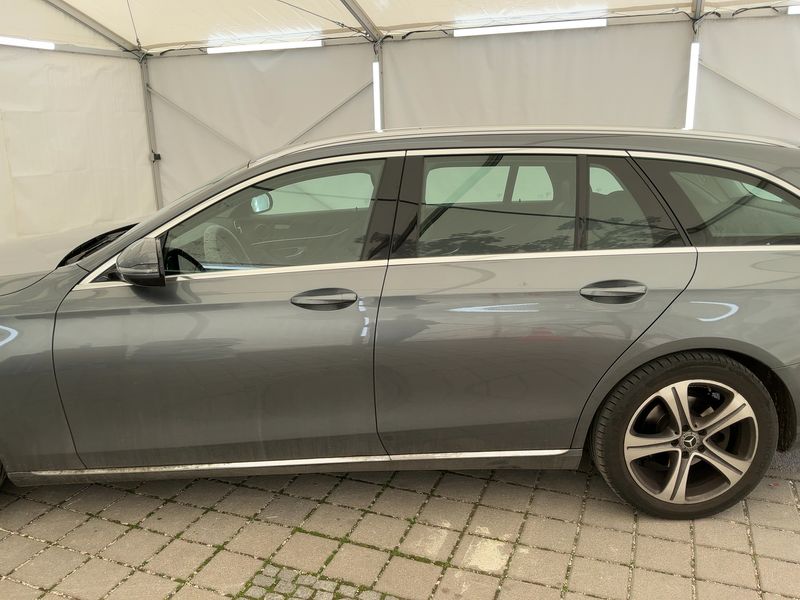 Mercedes-Benz E-Klasse E 200 T Avantgarde 2018 – снимка 4