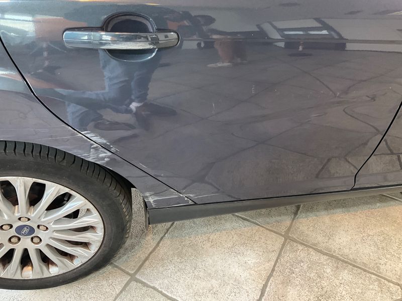Ford Focus 1.6 TDCi Titanium 2012 – снимка 25