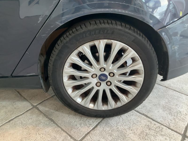 Ford Focus 1.6 TDCi Titanium 2012 – снимка 5