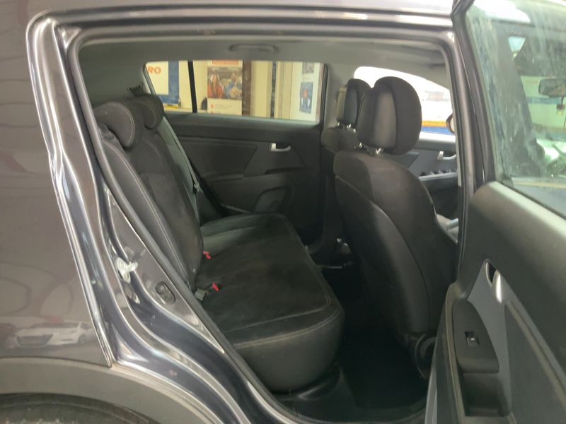 Kia Sportage 1.7 CRDi Active 2WD 2013 – снимка 19