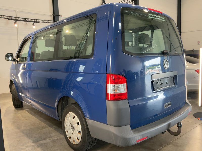 Volkswagen T5 Kombi 2.0 TDI 2011 – снимка 6