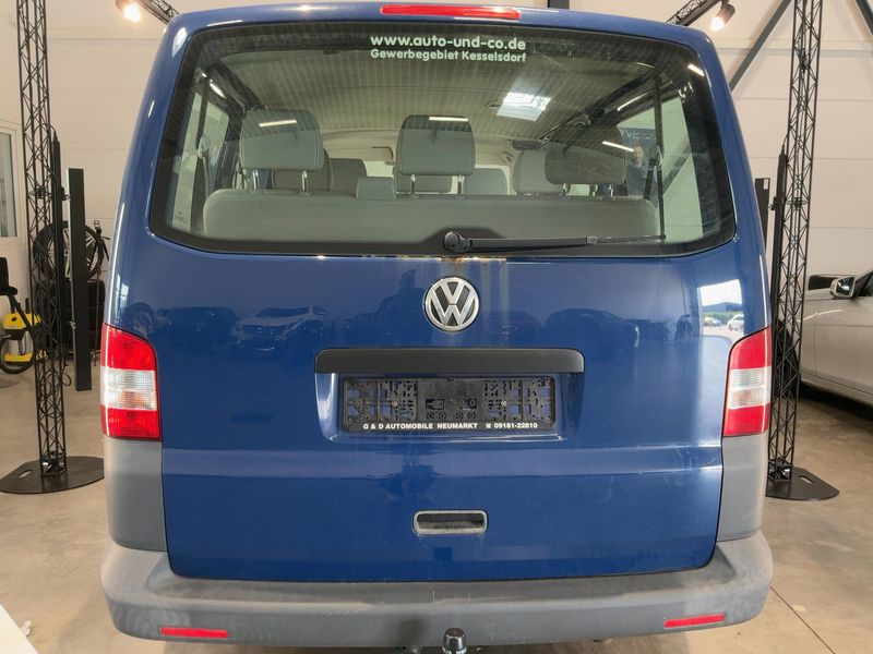 Volkswagen T5 Kombi 2.0 TDI 2011 – снимка 7