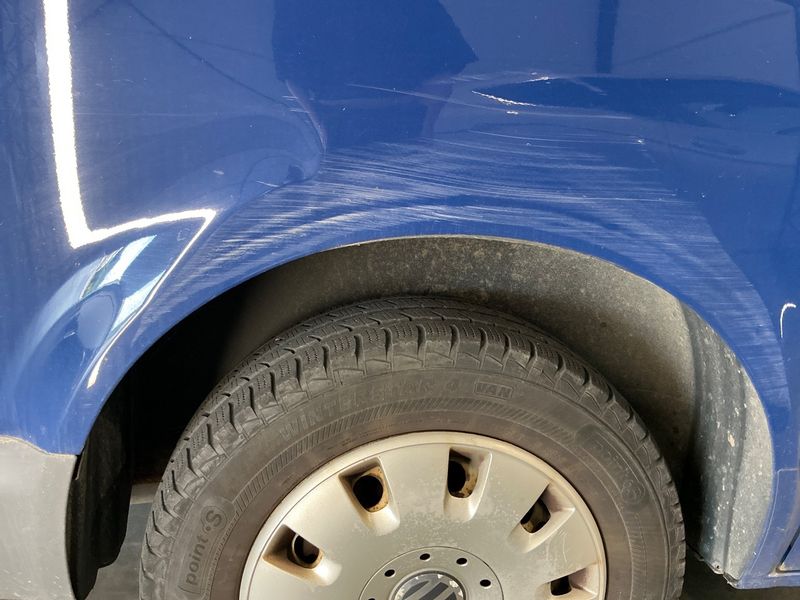 Volkswagen T5 Kombi 2.0 TDI 2011 – снимка 23