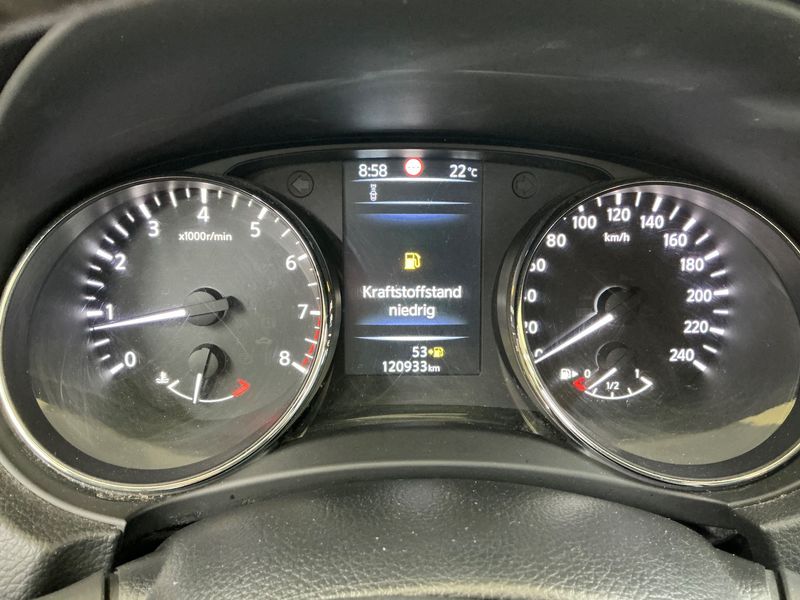 Nissan Qashqai 1.2 360 2014 – снимка 18