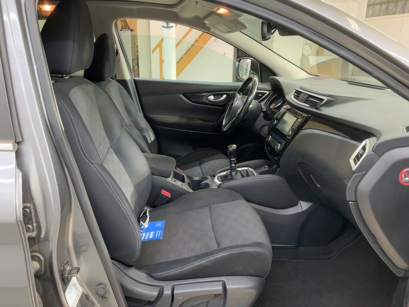 Nissan Qashqai 1.2 360 2014 – снимка 16