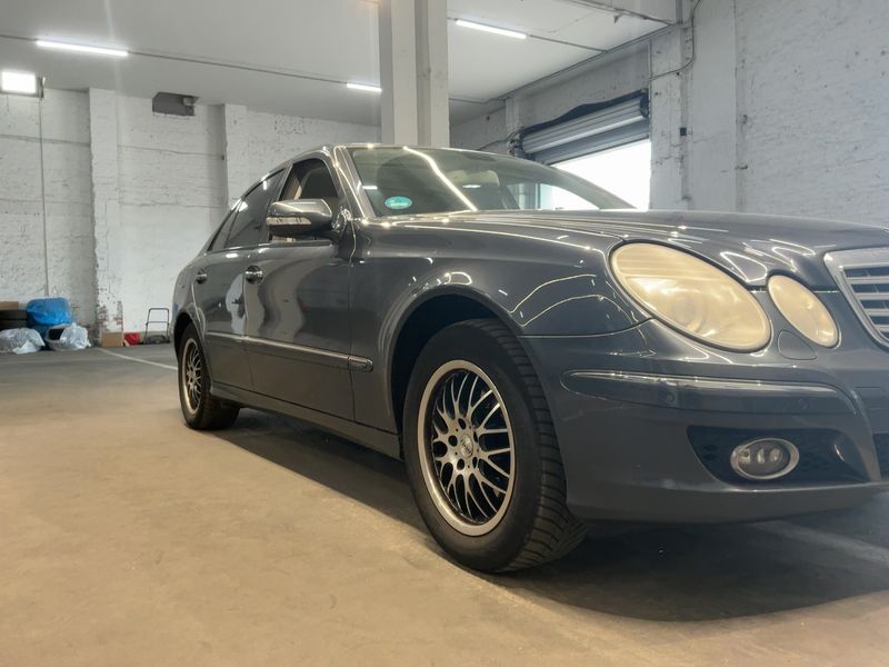 Mercedes-Benz E-Klasse E 280 Elegance 2009 – снимка 12