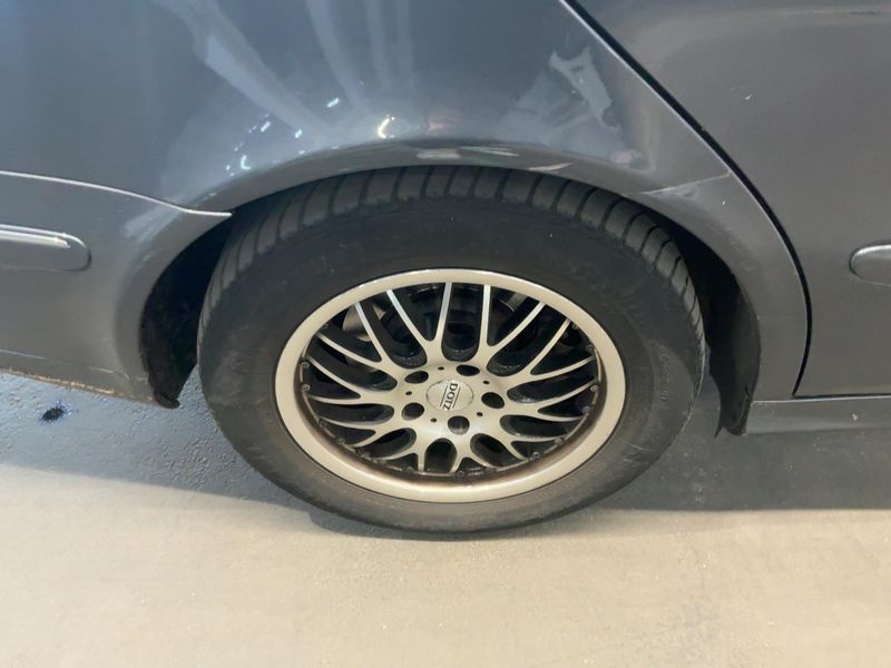 Mercedes-Benz E-Klasse E 280 Elegance 2009 – снимка 9