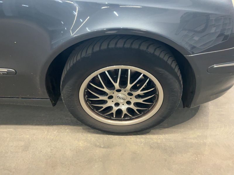 Mercedes-Benz E-Klasse E 280 Elegance 2009 – снимка 11
