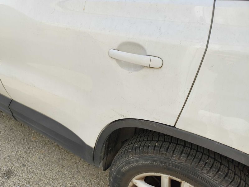 Volkswagen Tiguan 2.0 TDI Advance BlueMotion Tech 2010 – снимка 23