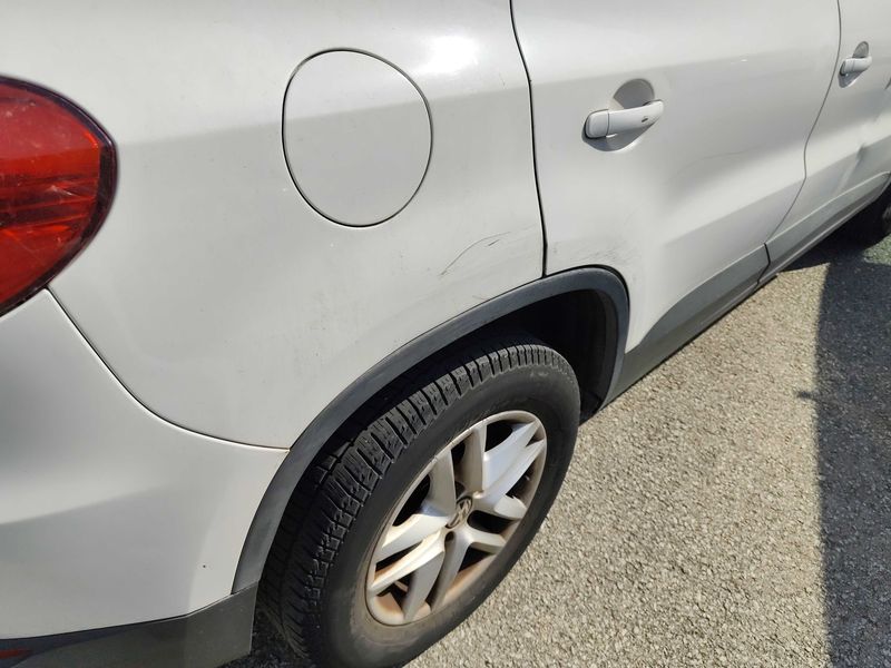 Volkswagen Tiguan 2.0 TDI Advance BlueMotion Tech 2010 – снимка 18