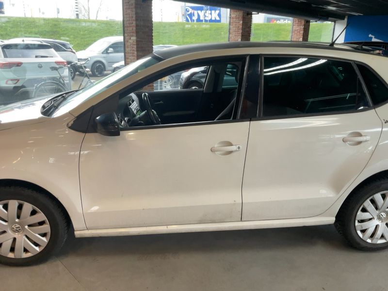 Volkswagen Polo 1.2 TSI Highline 2013 – снимка 4