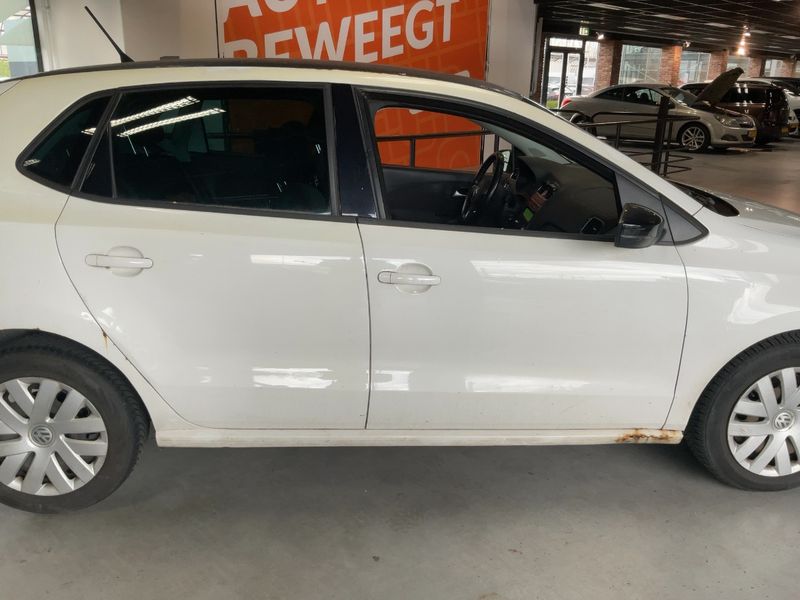 Volkswagen Polo 1.2 TSI Highline 2013 – снимка 10