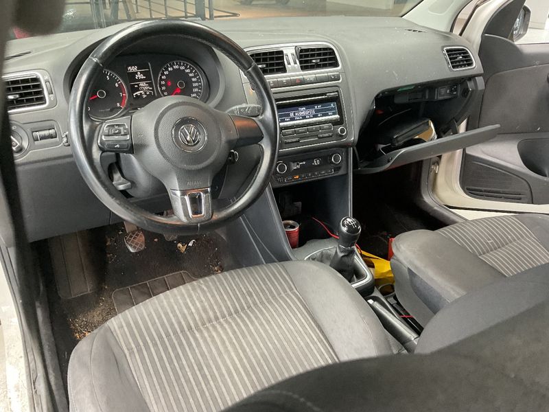 Volkswagen Polo 1.2 TSI Highline 2013 – снимка 17
