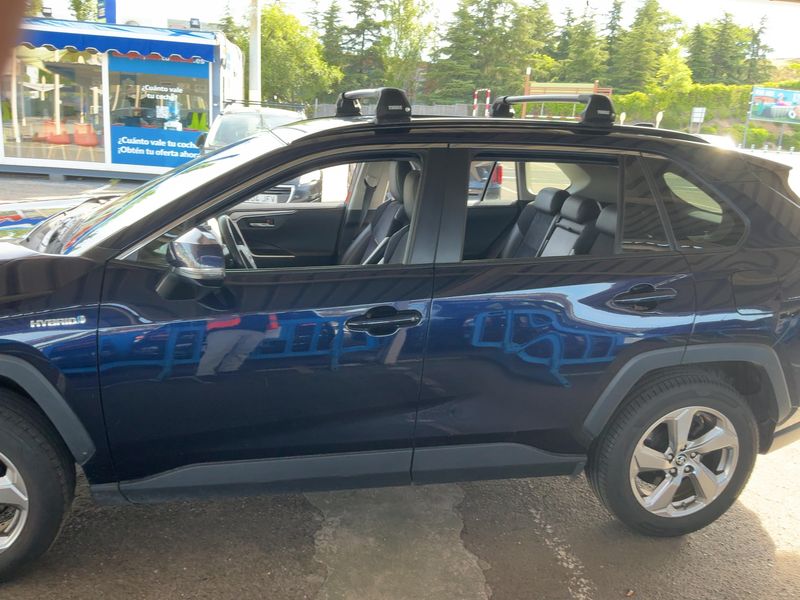 Toyota RAV 4 2.5 Hybrid 4x4 Luxury 2021 – снимка 4
