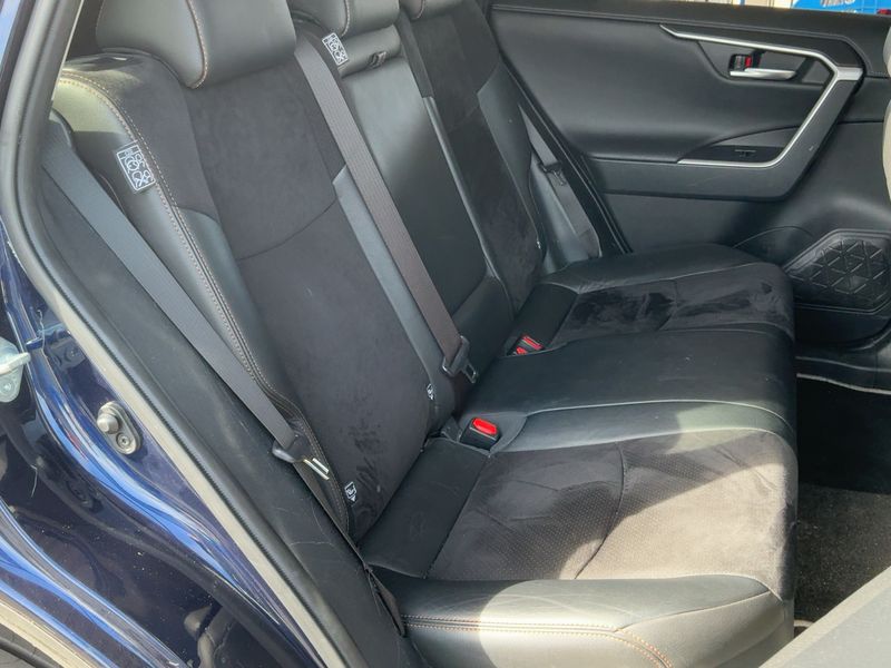 Toyota RAV 4 2.5 Hybrid 4x4 Luxury 2021 – снимка 19