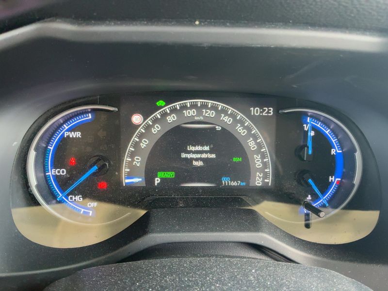 Toyota RAV 4 2.5 Hybrid 4x4 Luxury 2021 – снимка 18