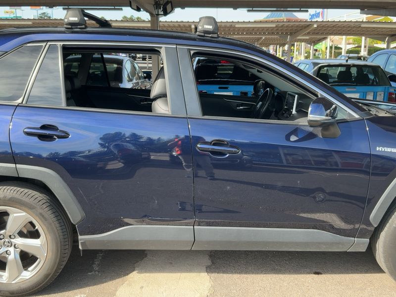 Toyota RAV 4 2.5 Hybrid 4x4 Luxury 2021 – снимка 10