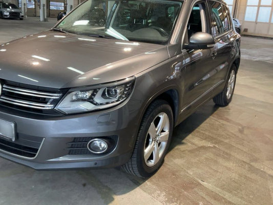 Volkswagen Tiguan 2.0 TDI Sport & Style 4Motion BlueMotion Tech 2013 – снимка 2