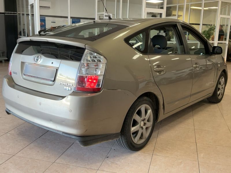 Toyota Prius 1.5 Executive 2008 – снимка 8