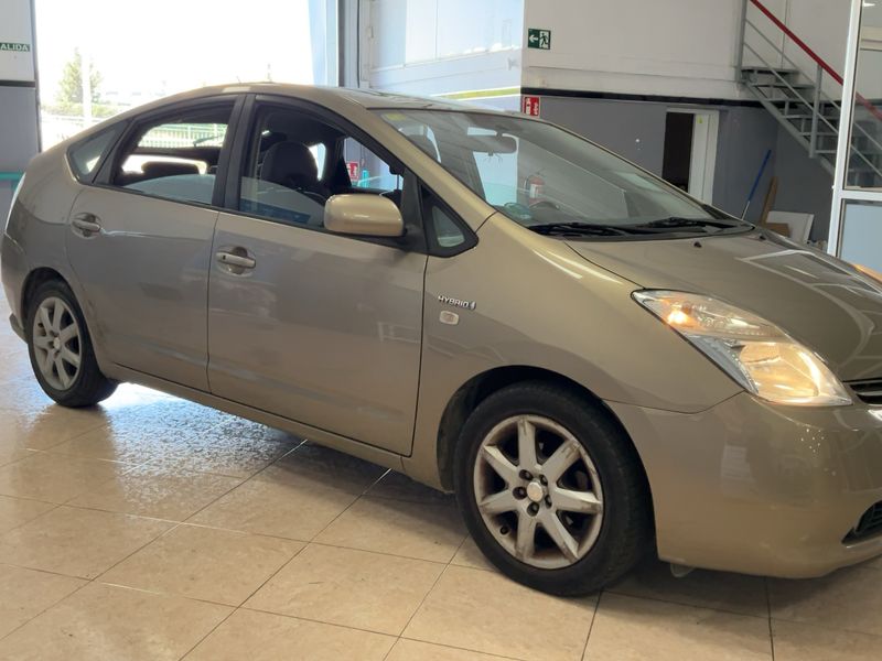 Toyota Prius 1.5 Executive 2008 – снимка 12