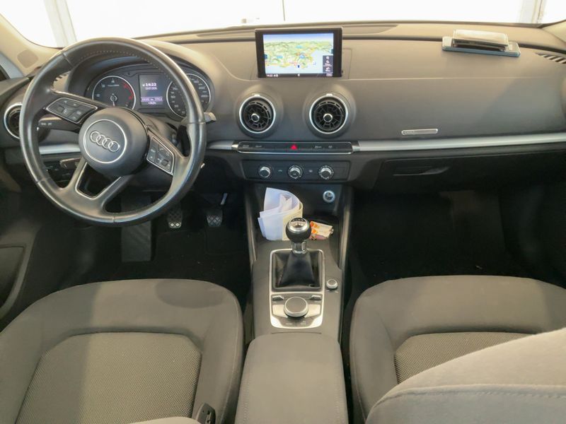 Audi A3 Sportback 2.0 TDI 2017 – снимка 17