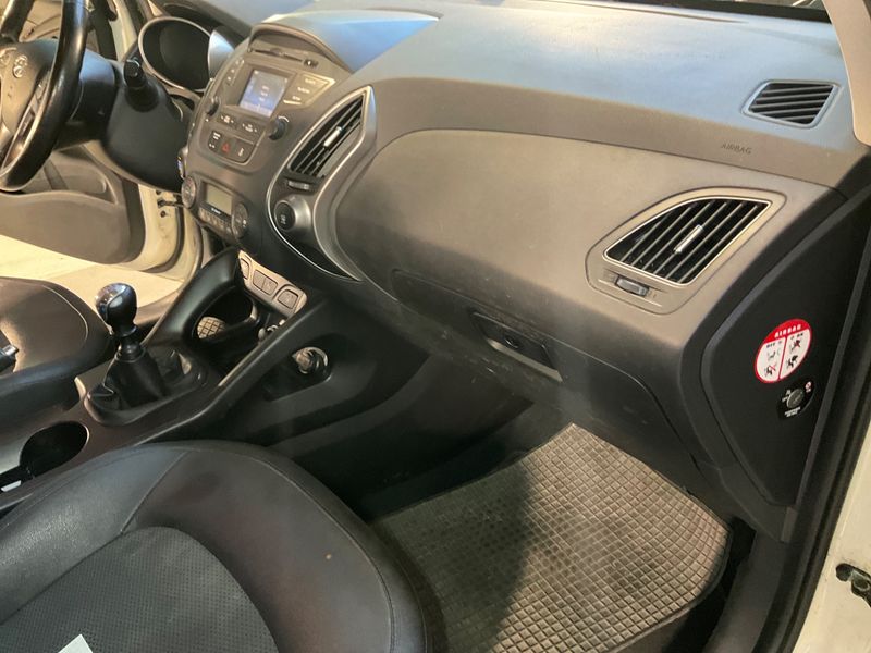 Hyundai ix35 1.6 Trend 2WD 2014 – снимка 25