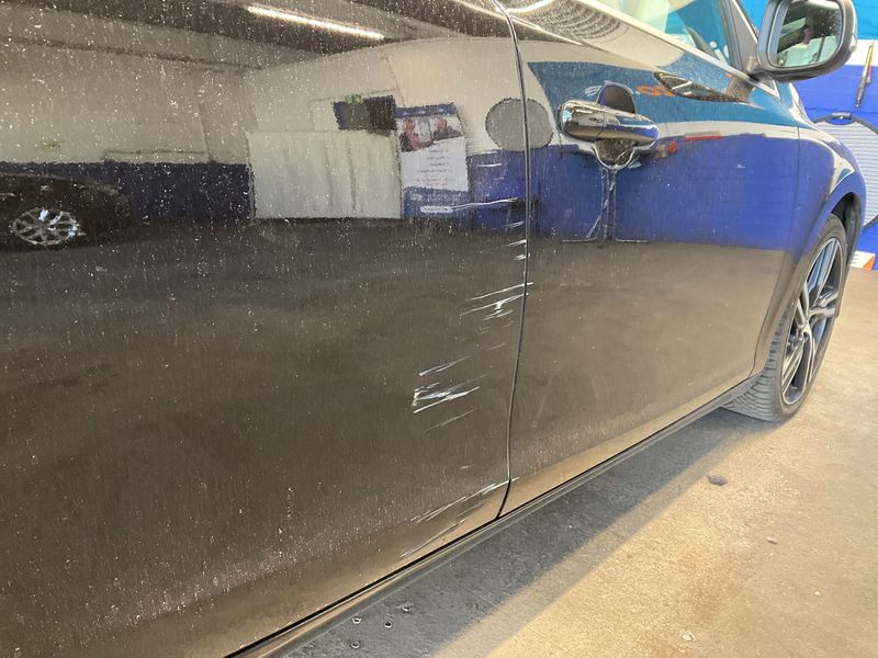 Volvo V40 2.0 T3 R-Design 2018 – снимка 26