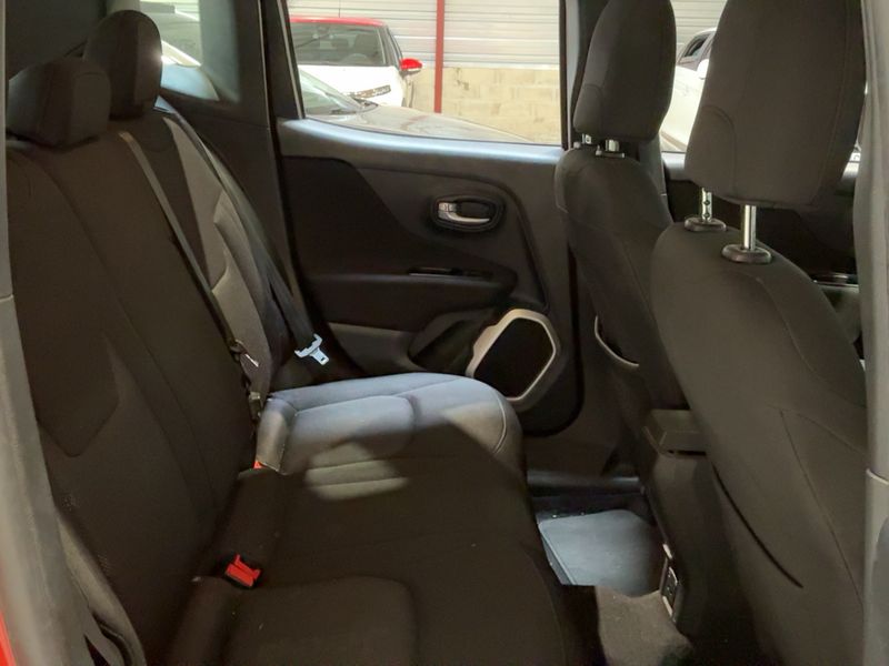 Jeep Renegade 1.4 M-Air Longitude FWD 2015 – снимка 19