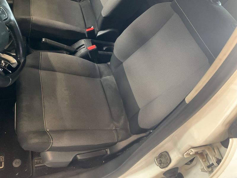 Citroen C3 1.2 PureTech Shine 2018 – снимка 24