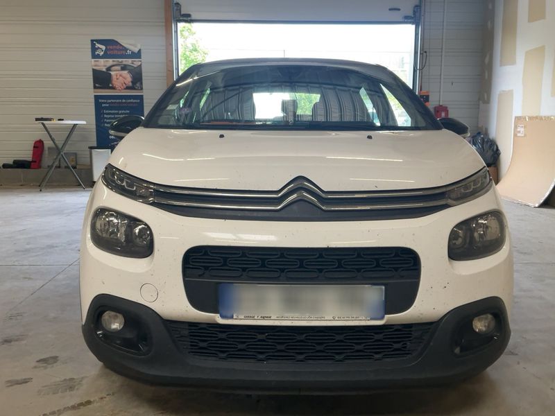 Citroen C3 1.2 PureTech Shine 2018 – снимка 14