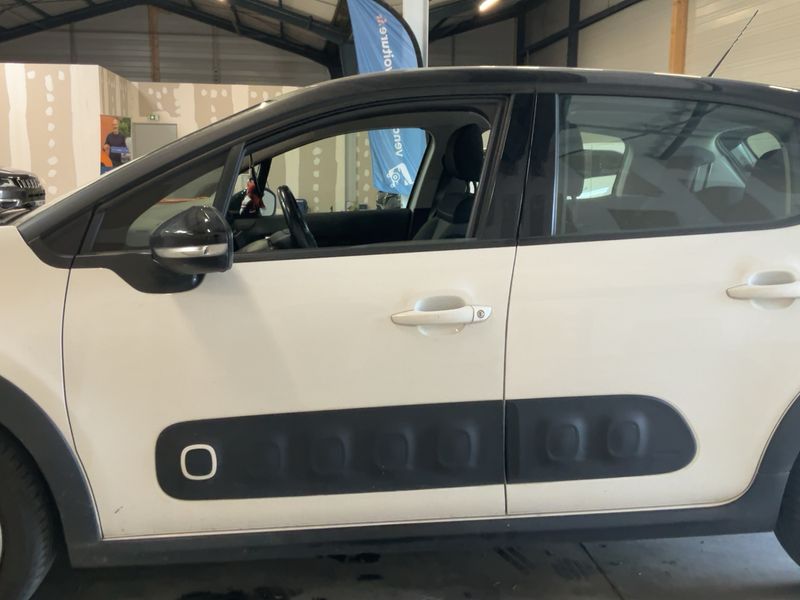 Citroen C3 1.2 PureTech Shine 2018 – снимка 4