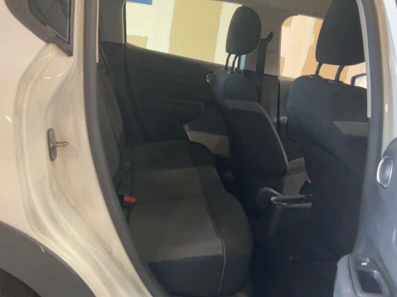 Citroen C3 1.2 PureTech Shine 2018 – снимка 19