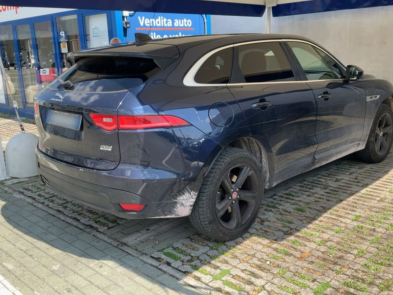 Jaguar F-Pace 20d R-Sport AWD 2018 – снимка 8