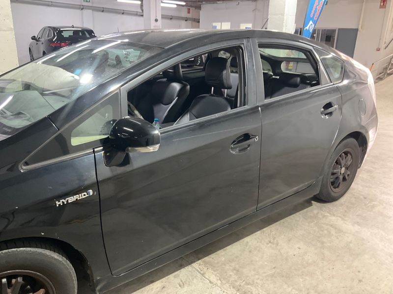 Toyota Prius 1.8 Advance 2013 – снимка на щета