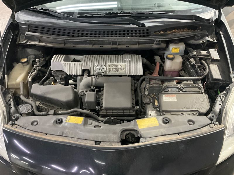 Toyota Prius 1.8 Advance 2013 – снимка на щета