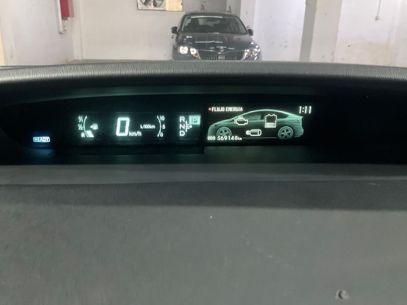 Toyota Prius 1.8 Advance 2013 – снимка 4