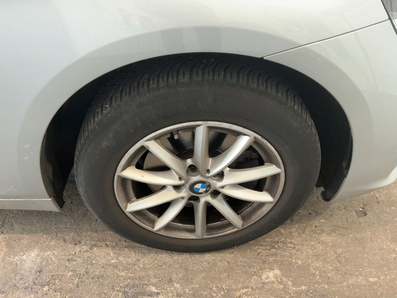 BMW 2er 218i Active Tourer Basis 2015 – снимка 11