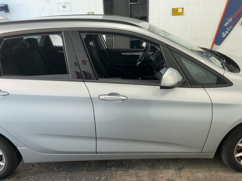 BMW 2er 218i Active Tourer Basis 2015 – снимка 10