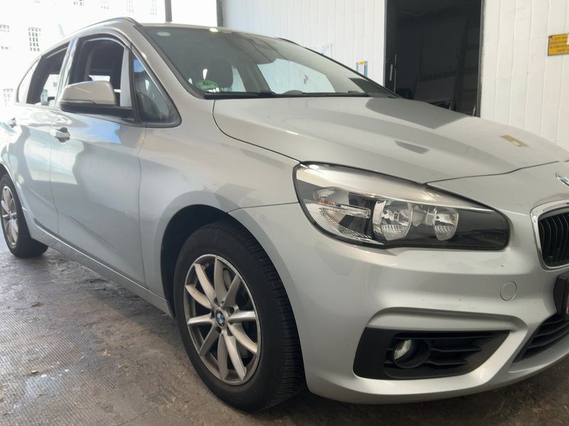 BMW 2er 218i Active Tourer Basis 2015 – снимка 12