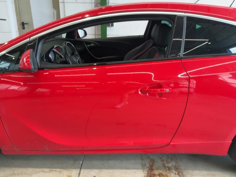 Opel Astra GTC 2.0 CDTI Biturbo BiTurbo 2014 – снимка 4