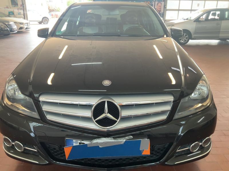 Mercedes-Benz C-Klasse C 180 CGI BlueEfficiency Avantgarde 2011 – снимка 14