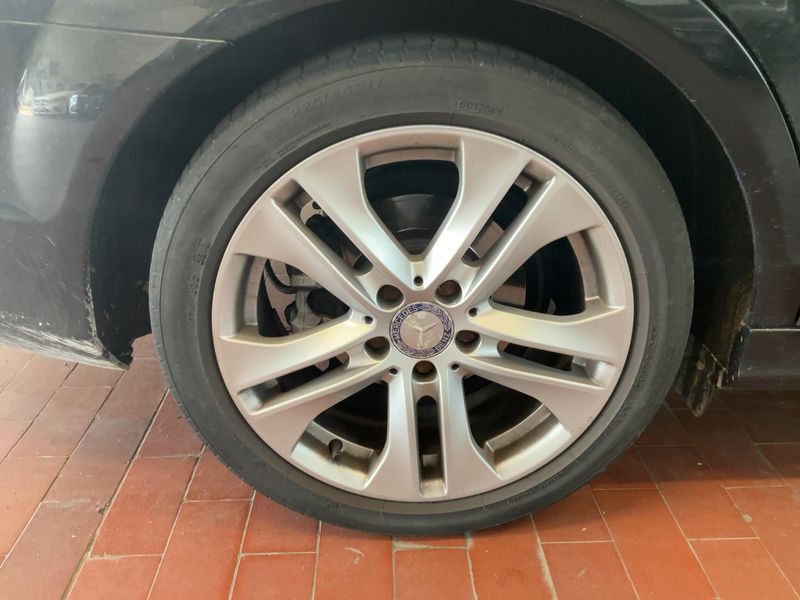Mercedes-Benz C-Klasse C 180 CGI BlueEfficiency Avantgarde 2011 – снимка 9