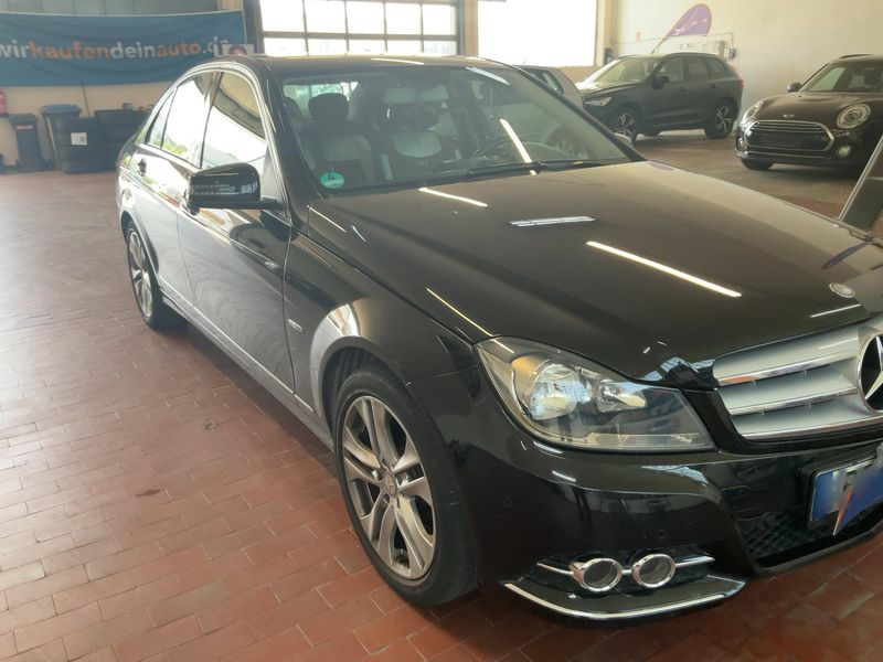 Mercedes-Benz C-Klasse C 180 CGI BlueEfficiency Avantgarde 2011 – снимка 12