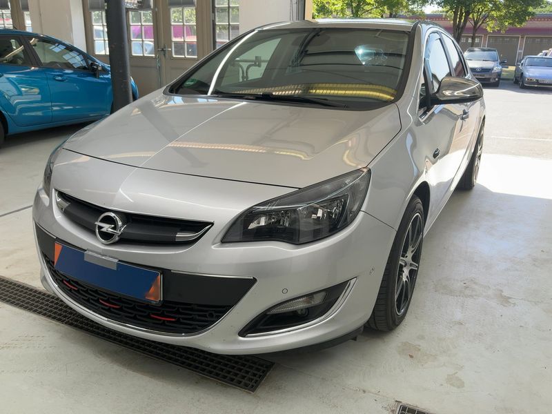 Opel Astra 1.4 Turbo Excellence 2014 – снимка 1