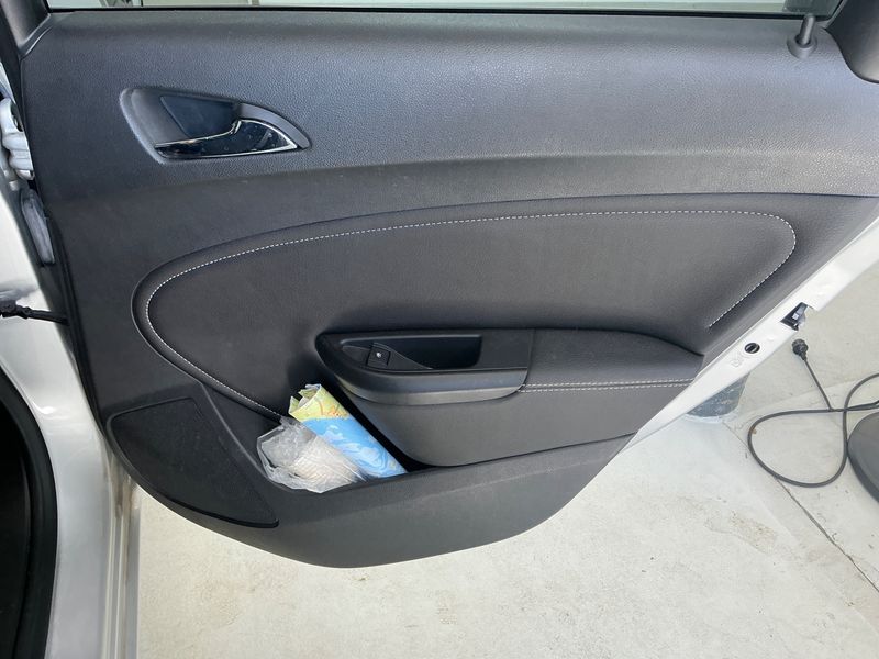 Opel Astra 1.4 Turbo Excellence 2014 – снимка 27