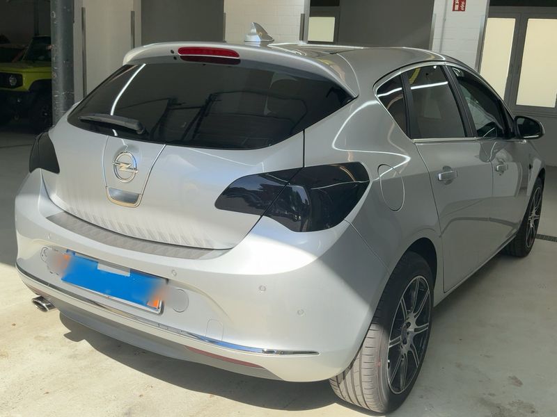 Opel Astra 1.4 Turbo Excellence 2014 – снимка 8