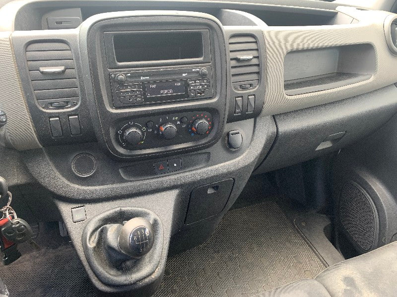 Renault Trafic 1.6 dCi L1H1 2,9t Komfort 2016 – снимка 11