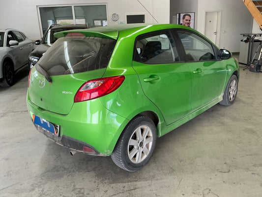 Mazda 2 1.5 Sport-Line 2012 – снимка 2