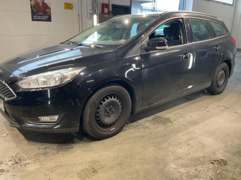 Ford Focus 1.5 TDCi Trend 2015 – снимка 2
